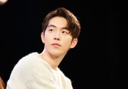 2022年男生蓬松纹理烫短发设计 头发少或是太服帖的男生马起来