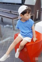 小男孩帅气阳光短头造型 个性时尚的男童发型