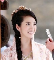 杨雪舞发型梳法 高中舞会的发型