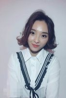 外翻卷头发留多长合适 天使般漂亮的女生卷烫发型