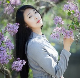 秋季长发合适梳的发型 秋季时尚的中长发发型