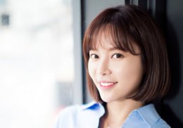想了解方形脸适合发型有哪些 却发现短发拉直对方脸女生修颜有帮助