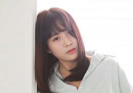 八成女孩子都在做这款发型 内扣好流行可是头发少做出来还好看吗