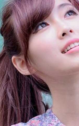 斜长刘海发型图片女 气质修颜女生五款斜刘海发型设计