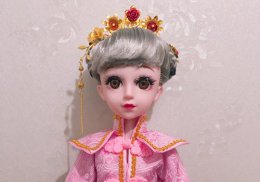 怎样给芭比扎古代发型 芭比娃娃梳古装发型精致典雅 中西结合新时尚