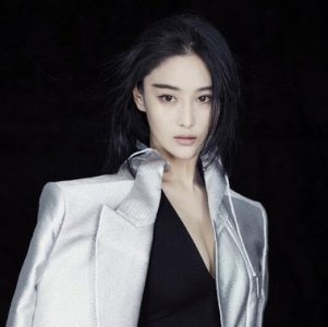 张馨予长直发发型图片 多款张馨予长发发型设计图气质范十足