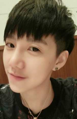 最新男生直刘海发型 尽显型男魅力