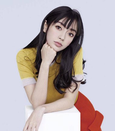 你的发型无需卖萌 anglebaby透风格写真梳长发