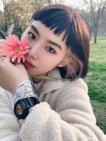 魔都四月春游赏解锁新发型追剧