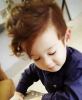 小男孩怎么留长发漂亮可爱 假小妮儿呆萌长发设计