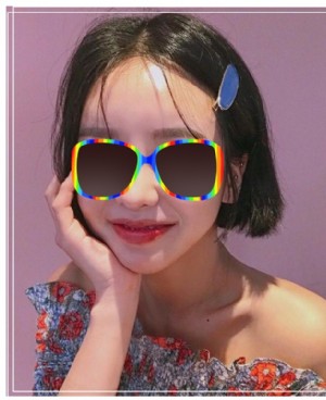 女生头大适合什么发型？这六款修颜显头小！