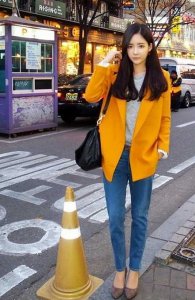 新潮又抢眼的女生卷发发型 迅速提升魅力