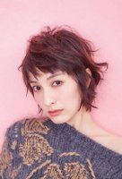 菱形脸女生专属的短卷烫头发打造 纯美漂亮更修颜的卷头发图片