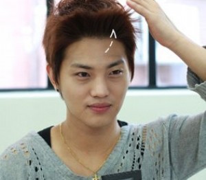 美发达人揭晓：男生短发发型如何打理