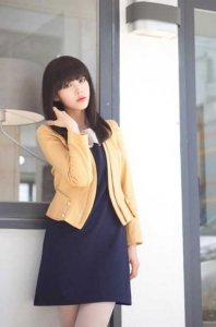 时下流行梨花烫 四款最新长发梨花头发型图片