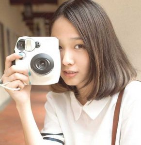 齐肩女生长发型 齐肩的发型设计突显知性美