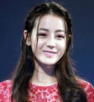 流行龙须刘海发型大热 迪丽热巴Angelababy龙须刘海发型美爆