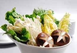 中药洗头治疗脱发快吗? 头顶脱发的原因和治疗