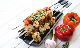 用电饼铛烤肉事先要怎么腌肉啊 用电饼铛烤肉事先要如何腌肉啊
