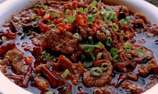 香辣牛肉丁怎么做好吃 红烧牛肉丁怎么做才好吃