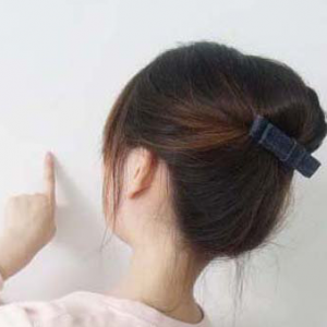 齐肩短发如何盘发 快速简单的直发齐肩盘发步骤图解