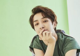 2022男生纹理烫短发全新上线 不挑年龄和脸型的男生最火烫发设计