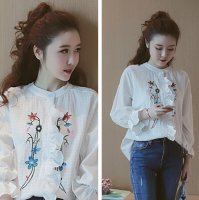 圆脸女生烫发发型图片 俏皮显瘦的女圆脸烟花烫发型图片