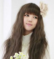女生流行烟花烫发型 浪漫又唯美