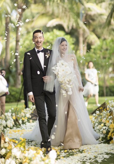 致青春女主郑微结婚了 杨子珊的浪漫发型打造