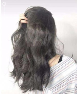染什么颜色的头发不化妆也好看？这几款只会美不会出错