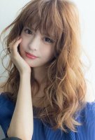 主攻女孩子超高人气微卷发型 吹出飘逸空灵美的卷发打造