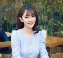 三角型女生脸型合适的发型 倒三角脸女士合适梳什么头发示例