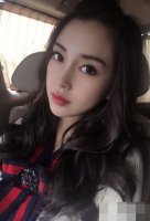 女孩子半卷长头发超级迷人 怎样制作最潮的卷烫发型