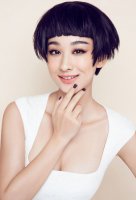 2022女孩子剪齐刘海发型图片 压倒在场所有人的刘海
