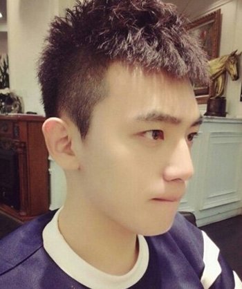 男士理平头发型的步骤 男儿童流行发型