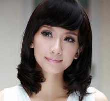 适合长脸型的短发型女 长脸型合适的短发发型呈现俏皮活泼