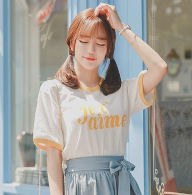 春天烫短发配什么服装好 短发女生衣服设计