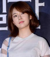 时尚发型图片女中短发 最新秋季中短发发型女图片