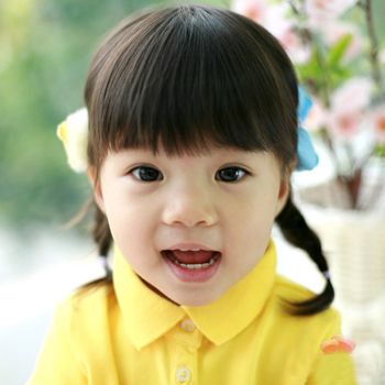 小孩简单的中发发型扎法图解 三岁小孩扎发发型