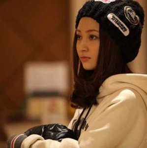 适合波波头的帽子 波波头发型戴什么样的帽子好看