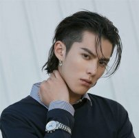 帅酷boy男士短发 六款好看男生凹造型发型助你脱单