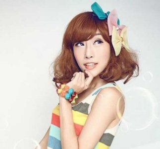 女生短发烫发发型 夏季中短烫发发型图片