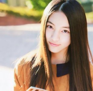 脸小又方合适什么发型 中年女士显脸小的发型