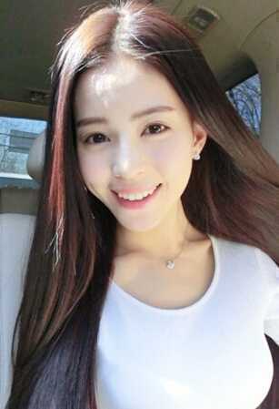 长脸适合什么发型显年轻 夏季气质长发发型修颜显小脸