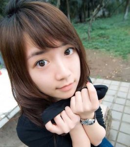 好看的斜刘海发型图片女 小清新女生甜美韩式斜刘海发型