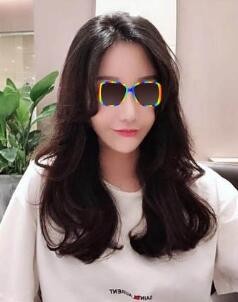 大脸适合什么发型 脸型大的人适合什么发型