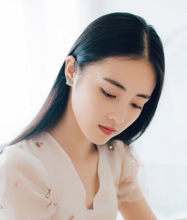 脸大锤子脸什么发型好看 脸大女生夏天发型图片
