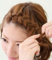菠萝辫编发步骤图解 流行漂亮女孩子编法