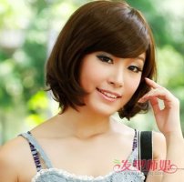 2022韩式蛋卷头发型 女生时尚短发图片
