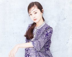 6款女孩子低马尾辫造型演示 温柔甜美还气质